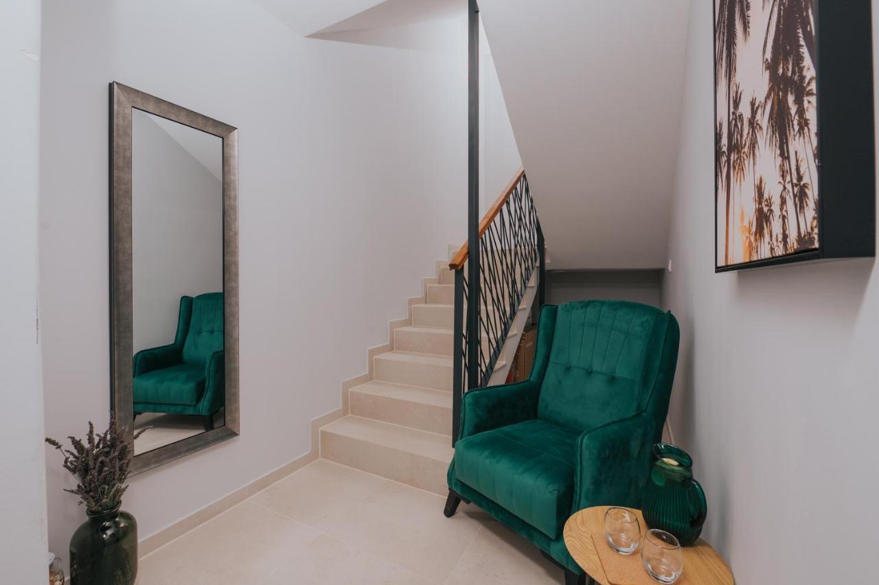 Apartments Virgine Maria I Baška Exteriör bild