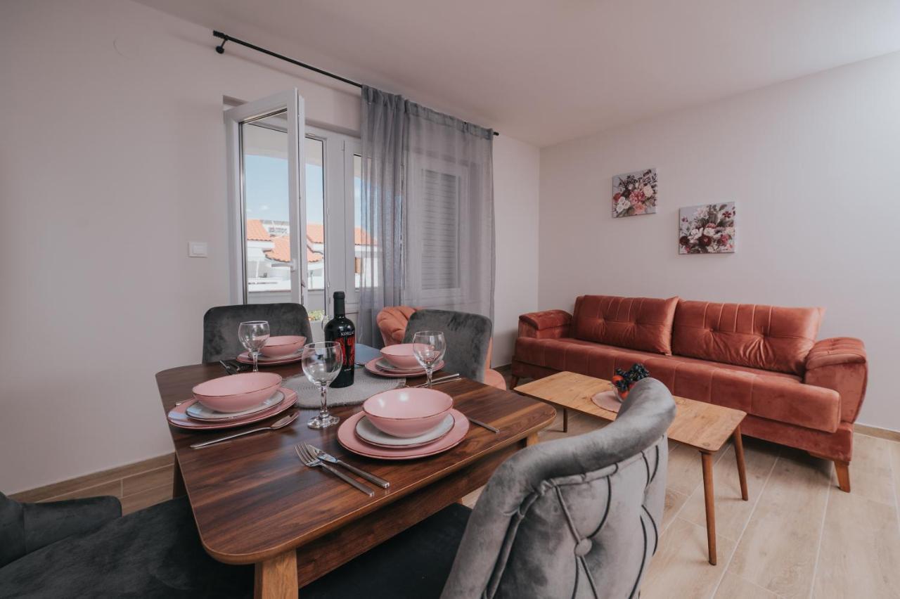 Apartments Virgine Maria I Baška Exteriör bild
