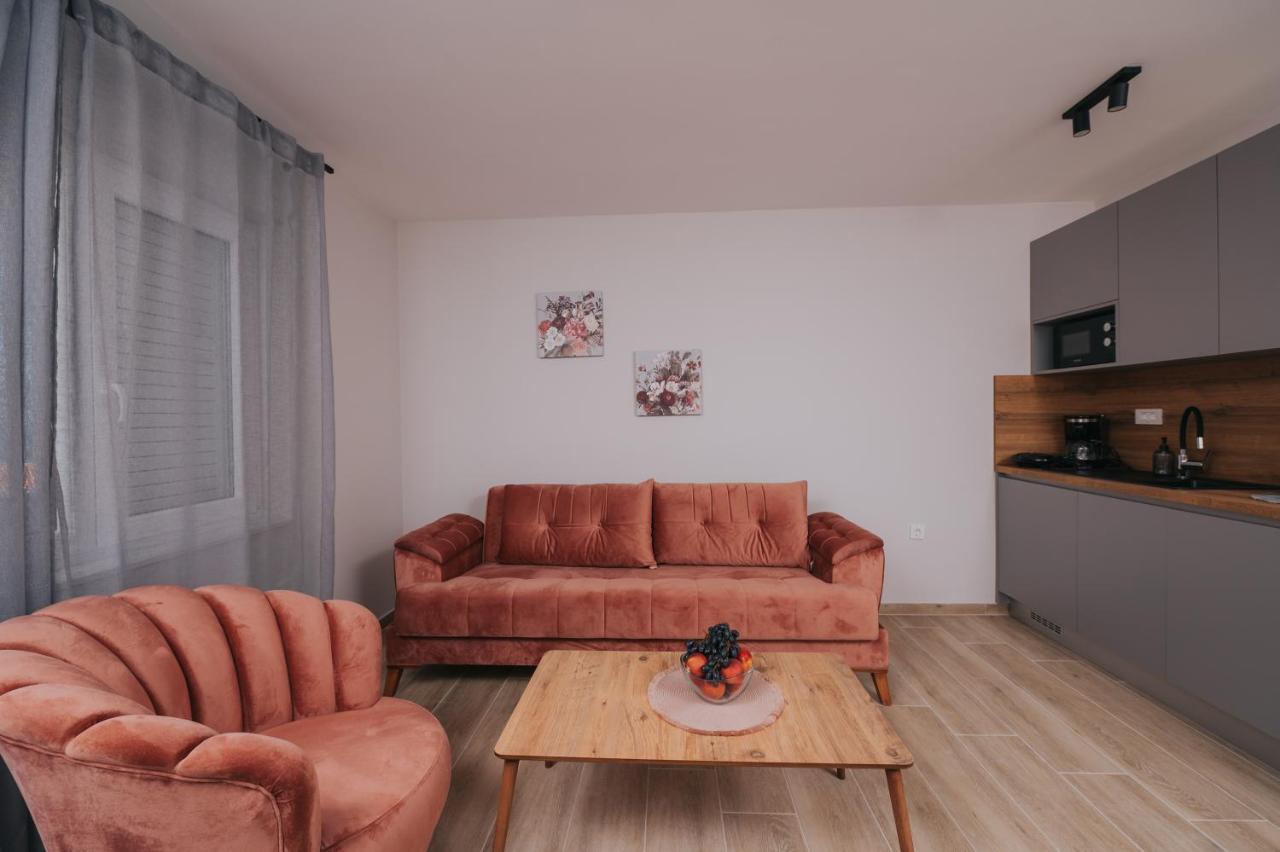 Apartments Virgine Maria I Baška Exteriör bild