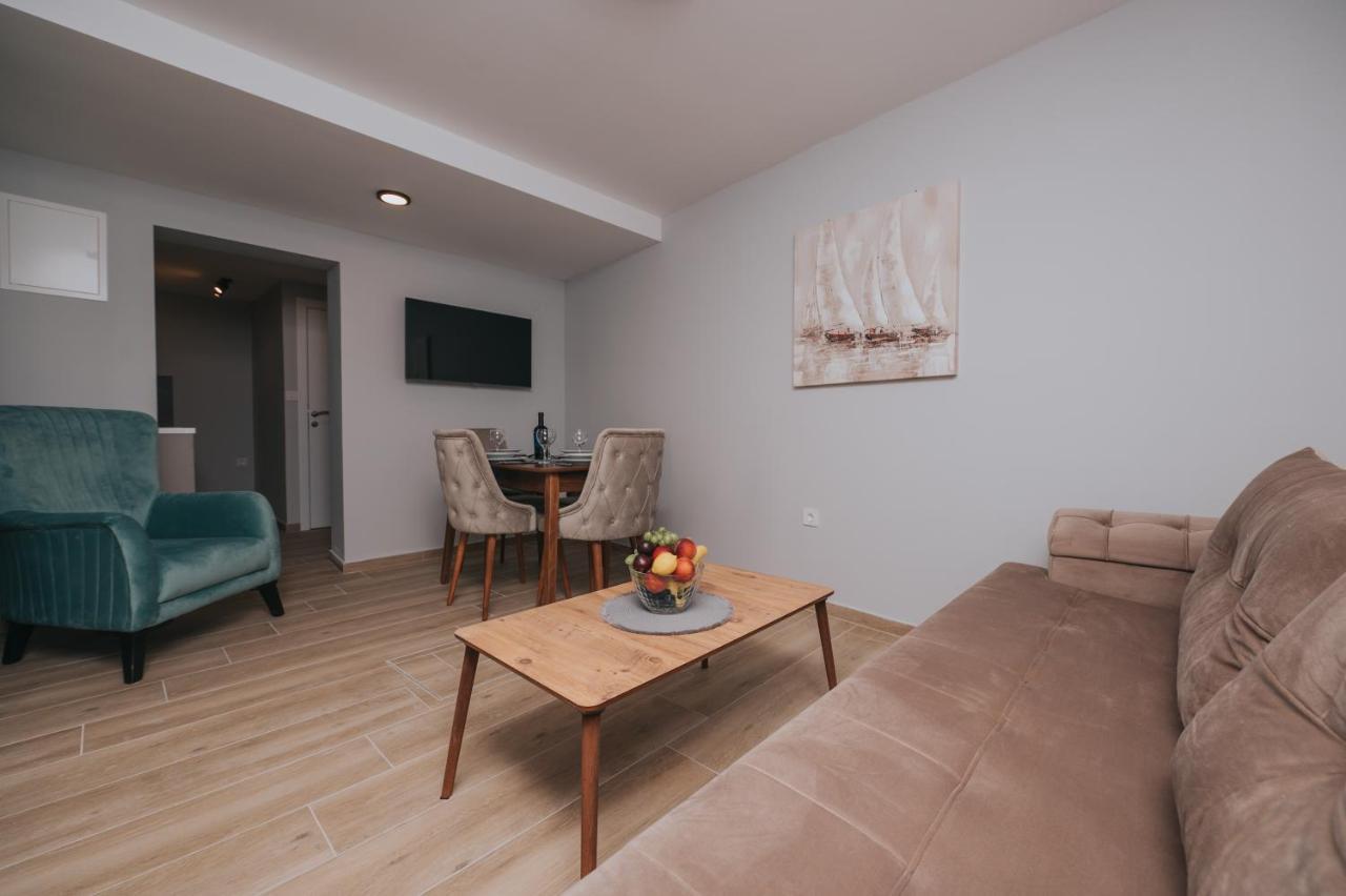 Apartments Virgine Maria I Baška Exteriör bild